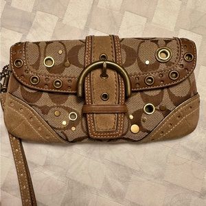 Coach Signature Vintage Wristlet